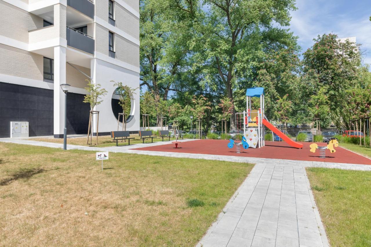 Apartamenty Platany Z Parkingiem By Noclegi Renters Kolobřeh Exteriér fotografie